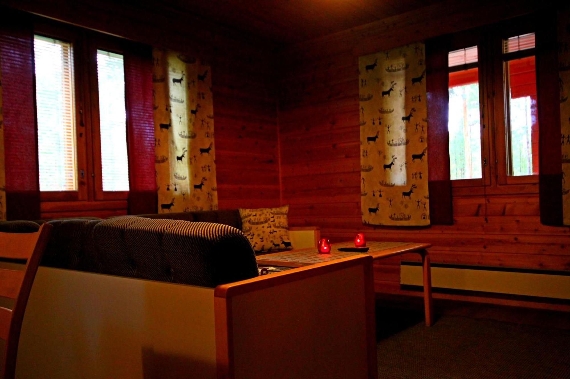 Ukonjaerven Holiday Village Ivalo Pokoj fotografie