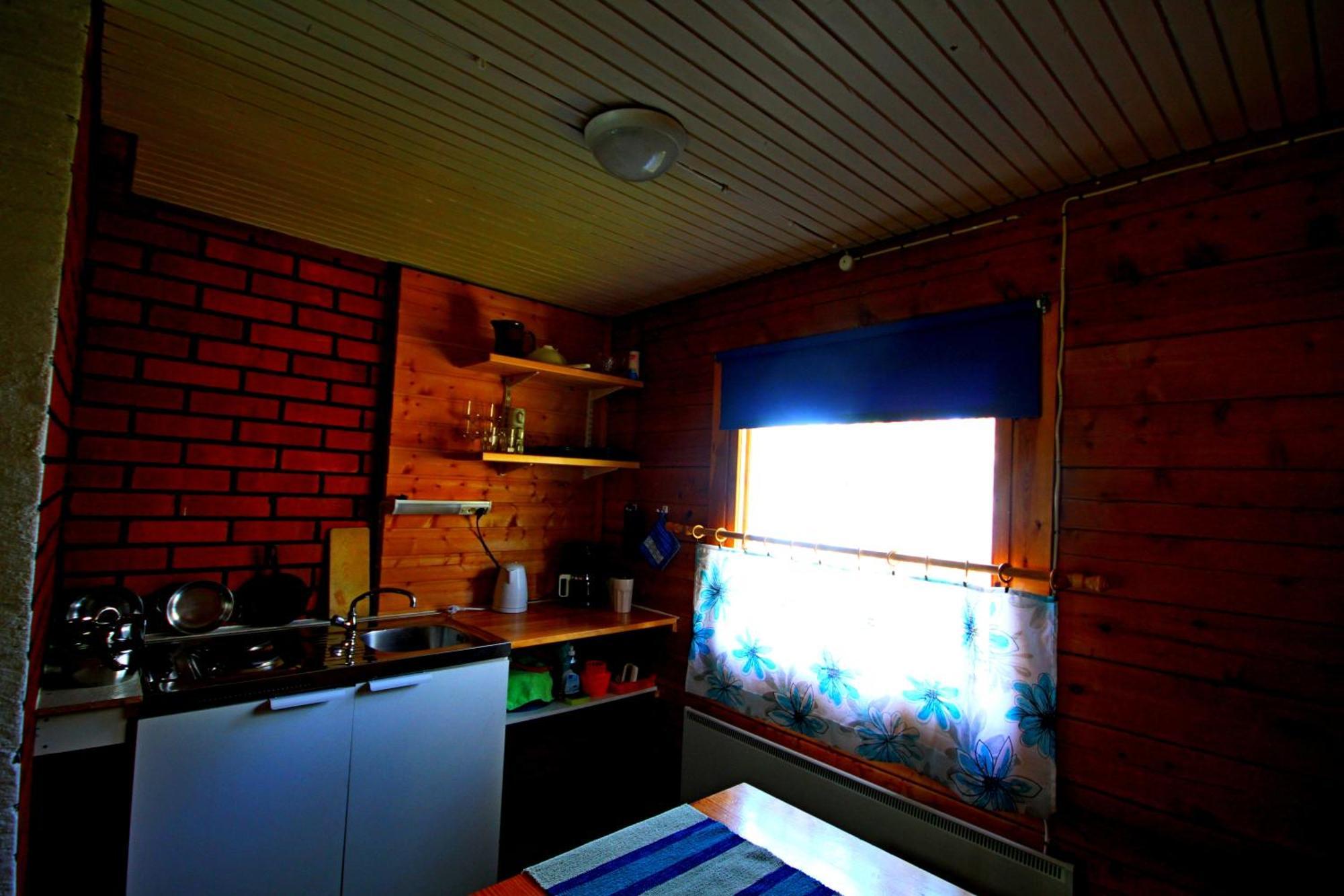 Ukonjaerven Holiday Village Ivalo Pokoj fotografie