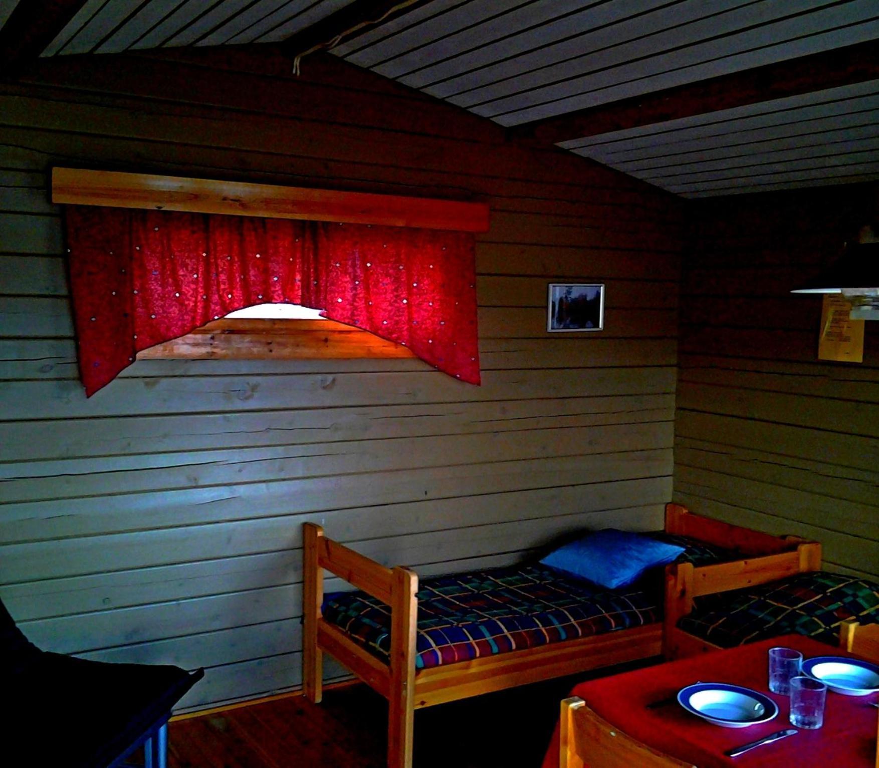 Ukonjaerven Holiday Village Ivalo Pokoj fotografie