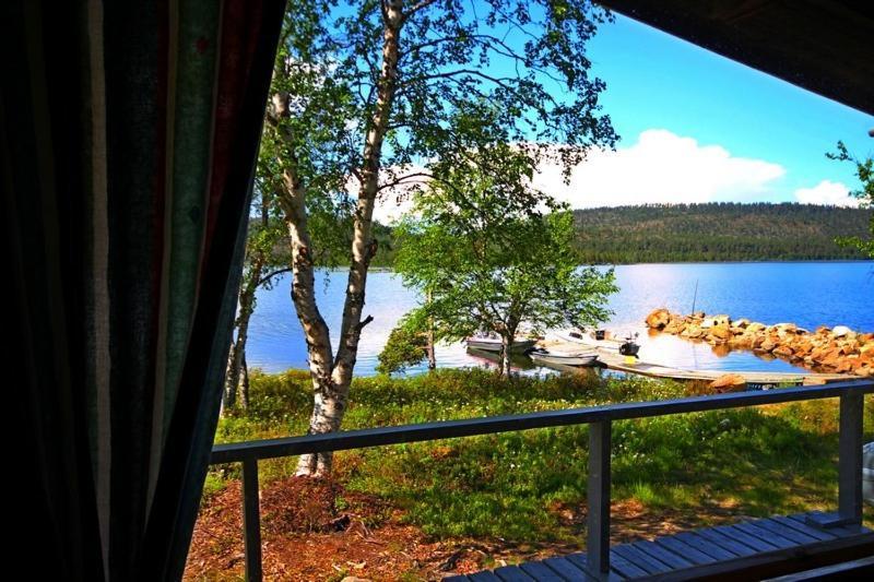 Ukonjaerven Holiday Village Ivalo Pokoj fotografie